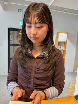 リイチ(LIICHI) layer × Olive Greige
