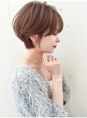 イメチェン ピンクベージュ 前髪 大人ショート 似合わせカット