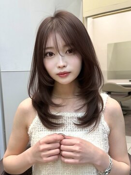 エン クラン バイ ヘッドライト たまプラーザ南口店(en. clan by HEADLIGHT) ミディアムレイヤーサイドバング
