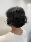 クセを活かすゆるふわウェーブボブ