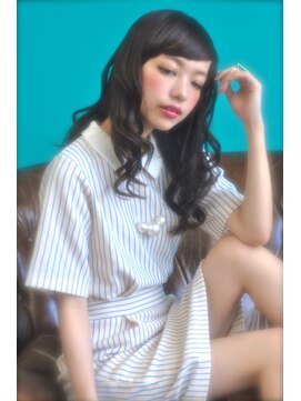 クラン(clan) 【clan】大人可愛いアンニュイシースルーロング