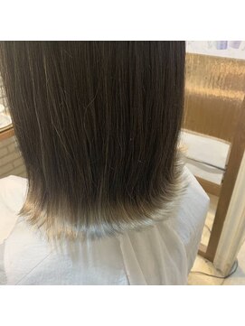 ハピネスフィール 宇治店(Happiness FEEL) シルバーホワイト・インナーカラー【happinessFEEL浦】