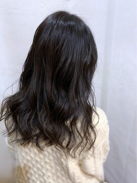 ブロッサム 東久留米店(Blossom) 【東久留米　美容室　グレージュ】なみウェーブ×イルミナカラー