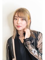 オブヘアーギンザ(Of HAIR GINZA)&nbsp;大人かわいいインナーカラー×ハイトーンベージュミディ