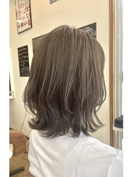 マークス(marks) 大人綺麗なボブレイヤースタイル　ベージュカラー