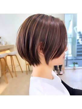 ウル 名古屋栄(ulu) 【大田指名】大人美人ショート前髪長め