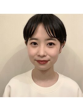 ファヴォリ(favori) 【favori自由が丘】センターパートショートボブ