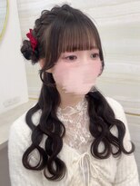 エス(Ess)&nbsp;《chihina》ライブヘアセット/編み込みサイドお団子/大宮