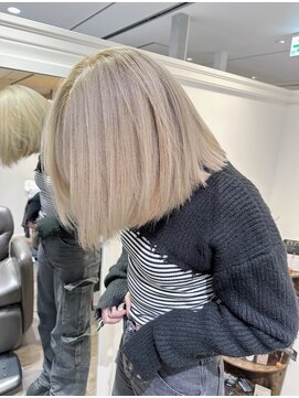 フルールバイアヴァンスクロス(Flulu by avance. cross) ハイトーン/東梅田