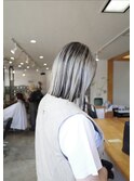 ホワイトバレイヤージュ