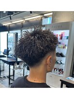 スタッド 松戸(stud. Men‘s)&nbsp;ショートパーマ/フェードカット/ダークアッシュ