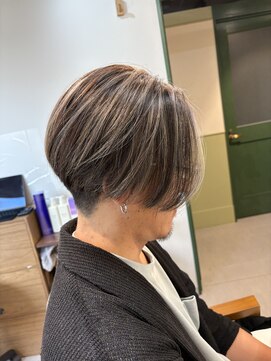 アパートメント オブ ソロン 市川(The Apartment of Solon) メンズハイライト/市川/船橋/眉カット/刈り上げ/メンズカット