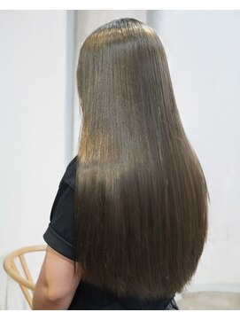 アリー 原宿 表参道(ALLY) ALLY松村 ブリーチ無しカラーで叶える秋のオリーブグレージュ