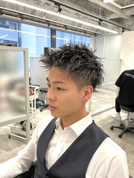 キートス(Kiitos) 短髪ジェットツイストパーマ