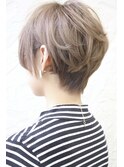 王道・耳かけ小顔マッシュショートココアベージュ30代40代50代