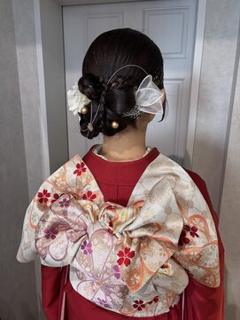 ゼスト クレス(ZEST Cres) 【立川cres小山】創作シニヨンヘア