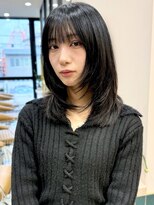 イギー(igggy) ◎ミディアムレイヤー/ハッシュカット