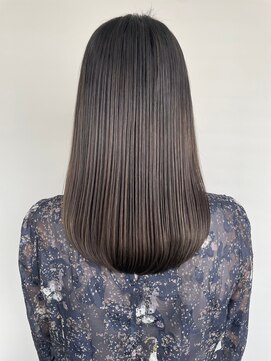 カバーヘア ブリス 志木南口駅前店(COVER HAIR bliss) 重めバング/オリーブグレー/ミディアムレイヤーカットp志木