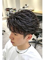 アイトーキョープラスシー 横浜(AI TOKYO+Sea) MEN’S横浜/センターパート/フェザーパーマ/毛流れパーマ/高島町