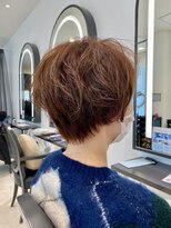 メゾンブラン 川西阪急店(Maison Blanc)&nbsp;「丸み×ニュアンスパーマの柔らかショート」