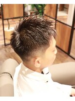 バーバープレイス チクシ(BARBER PLACE chikushi)&nbsp;フェザーアップ（スポーツ）