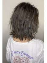 モルニ(MORNI)&nbsp;アッシュグレー_マロンベージュ Aラインボブ かきあげ