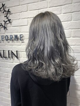 ヘア スパ ビューティー エールフォルム(HAIR SPA BEAUTY YELLFORME) ブリーチonシルバーグレージュ