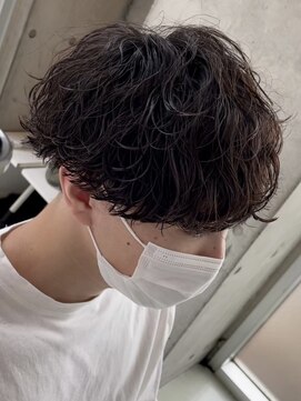 ローウェ バイ フィフス 立川メンズサロン(Louwe by fifth) ツイストスパイラルパーマ波巻きスパイラル刈り上げマッシュ