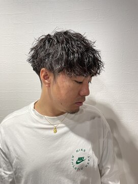 マーシュアトレ(marshu atre) モテる/ツイストスパイラルパーマ　田中トシstyle