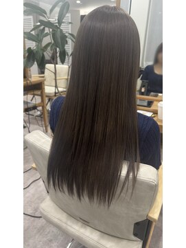 シロ(shiro.) ブリーチ1回！赤み撃退グレージュカラー