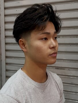 ビンゴ 高松店(BINGO) テーパーフェード黒髪メンズカット