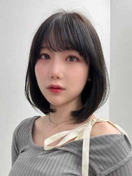 ◎艶暗髪の重め内巻きボブ