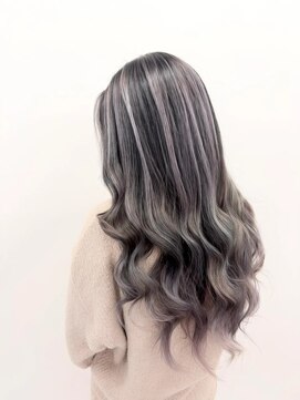 ラニシス ヘアー(Lanisis Hair) シルバーバレイヤージュ