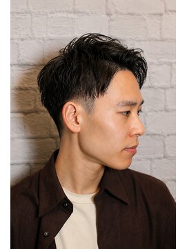 グレイスフルバーバー 新宿パークタワー店 ●新宿ビジネスマン好印象◎フェード／アップバングx眉カット付