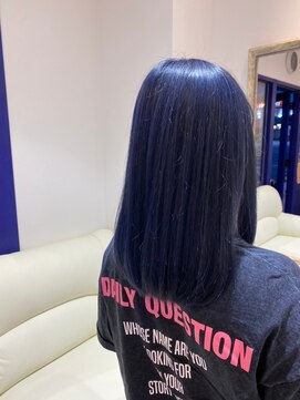 サロン ド マゼンタ(Salon de Magenta) ネイビーブルー