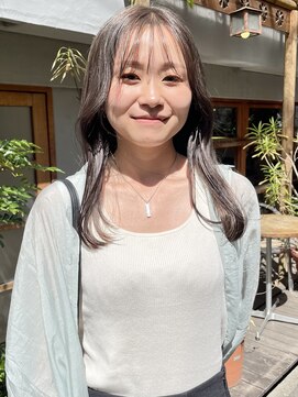 ラミエバイメルト 下北沢(lamie by melt) 毛利/韓国風 くびれ 透明感カラー 透け感 オリーブグレージュ