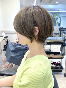 グラフ 銀座(GRAFF) 大人可愛いショート/20代30代40代/オリーブベージュ