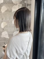 ソワ 四日市(soie)&nbsp;【soie hiyori】アッシュブラウン/外ハネボブ/切りっぱなしボブ