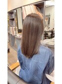 アディクシーグレーベージュ