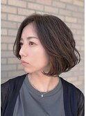 ショートボブ×オリーブブラウン