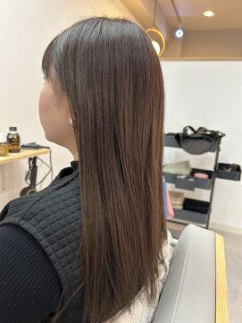 ハレ(HALe) 透明感のあるナチュラルなブリーチスタイル