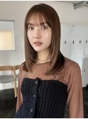ミディアムレイヤー　鎖骨ミディアム　メルティカラー