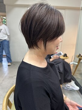 ミィ 浦和(mee) ハイライトカラー ピンクベージュ ウェーブカール ボブルフ 浦和