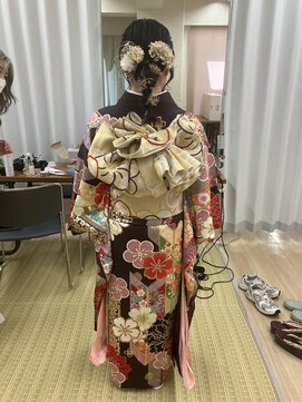 ケンジ 湘南台(KENJE) 成人式ヘア 編みおろし