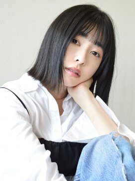 ソイクフ 四条大宮店(SOY-KUFU) アッシュブラック切りっぱなしボブスタイル