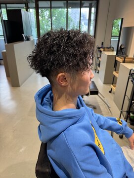 イズ(iss) ハードツイストスパイラルパーマ