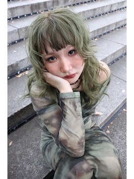 キバ(kva) ▽□□▽ウルフカット