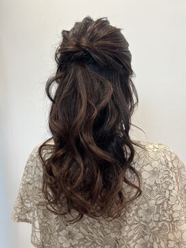 モナバイルーブル(MONA by Louvre) 【MONA名古屋駅】ハーフアップアレンジ/ヘアセット/アレンジ