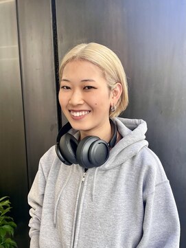 ボブ×ブロンド