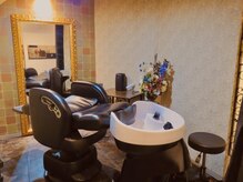 シェラムール(chez L'amour)の雰囲気（大人気のユメシャンプー台設置のスパルームもあります♪）